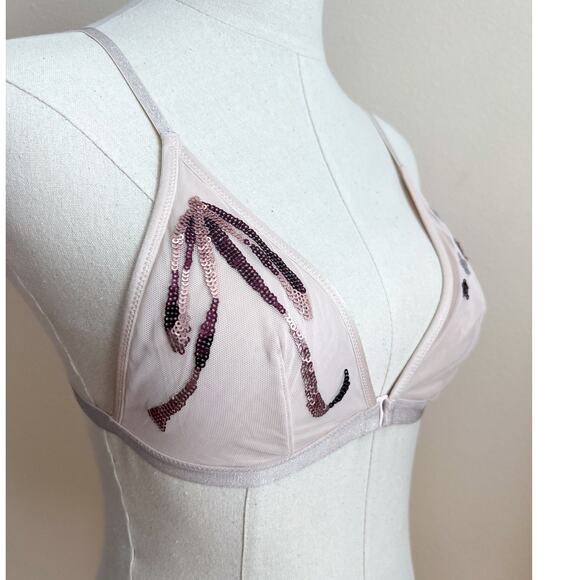 Victoria's Secret Pink Triangle Bralette Medium Sequins No Padding Front Close - Picture 1 of 6